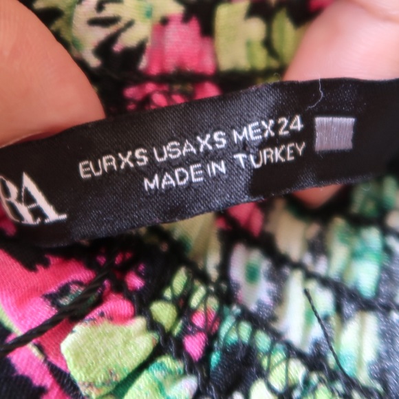 ***SOLD*** NWT Zara Iceland | Floral Print Dress - Picture 5 of 5